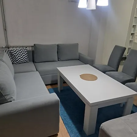 Garden- Pool Petrovice Donje