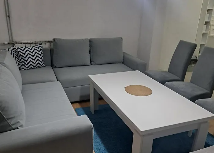 Garden- Pool Petrovice Donje